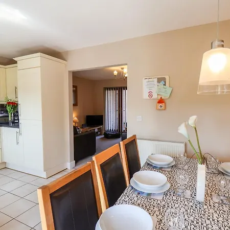 Anstis ウィットビー