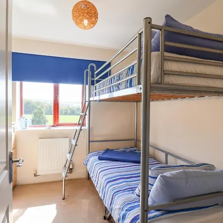 Anstis ウィットビー